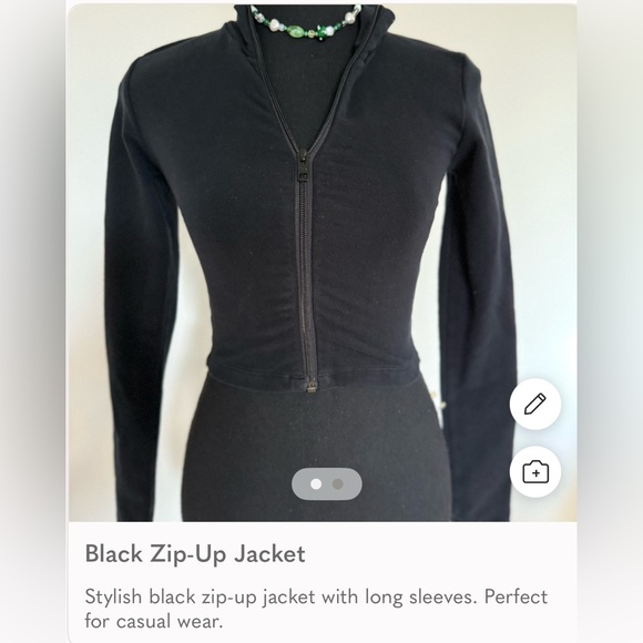 Black Zip-Up Jacket TNA XS pre-owned 
With free gifts . - Picture 4 of 12